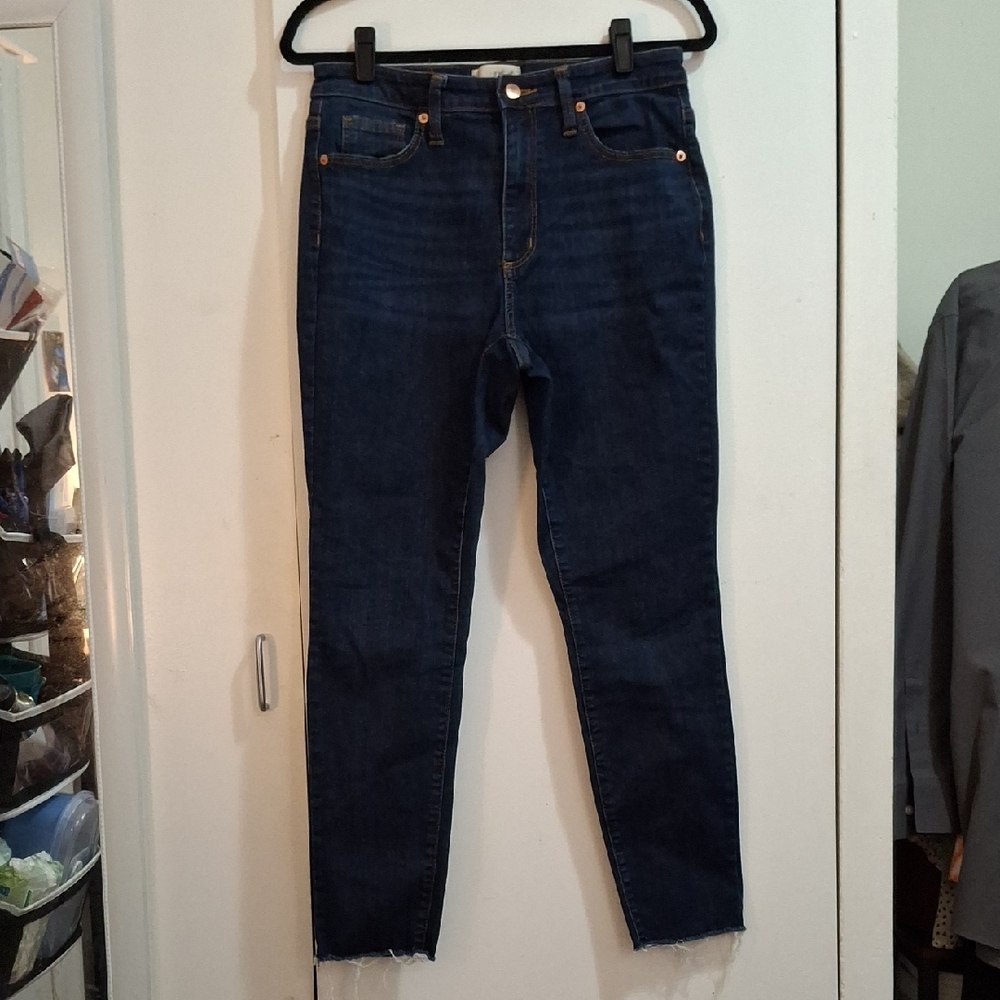 Universal Thread Blue Ankle Cropped Jeans
